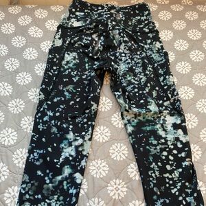 Cropped lululemon leggings